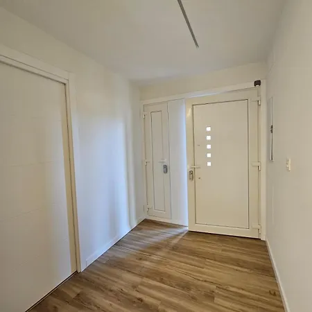Rest Apartment *